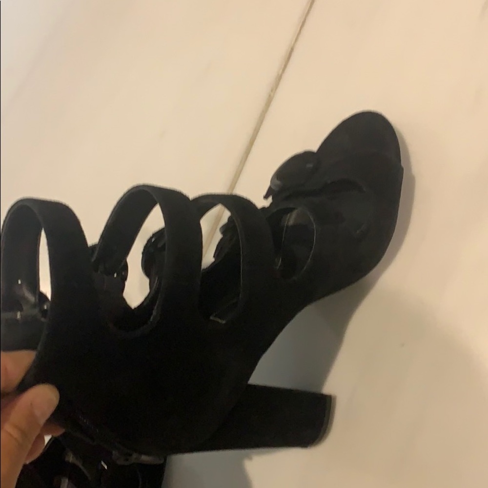 Kendal and Kyle sandals - Picture 7 of 7